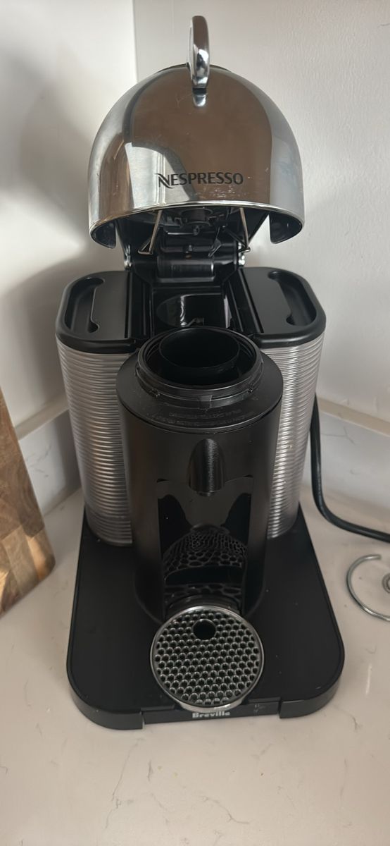 Nespresso Vertuo Chrome Espresso Machine by Breville with Aeroccino Milk Frother