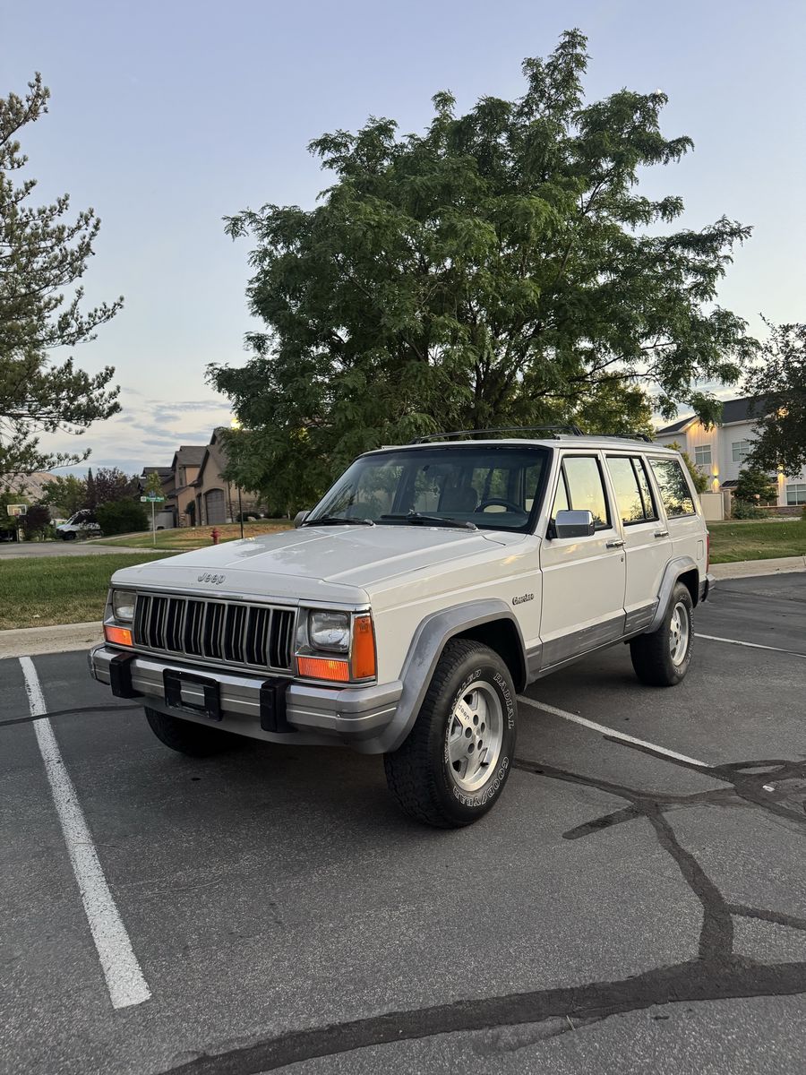1996 Jeep Cherokee Country