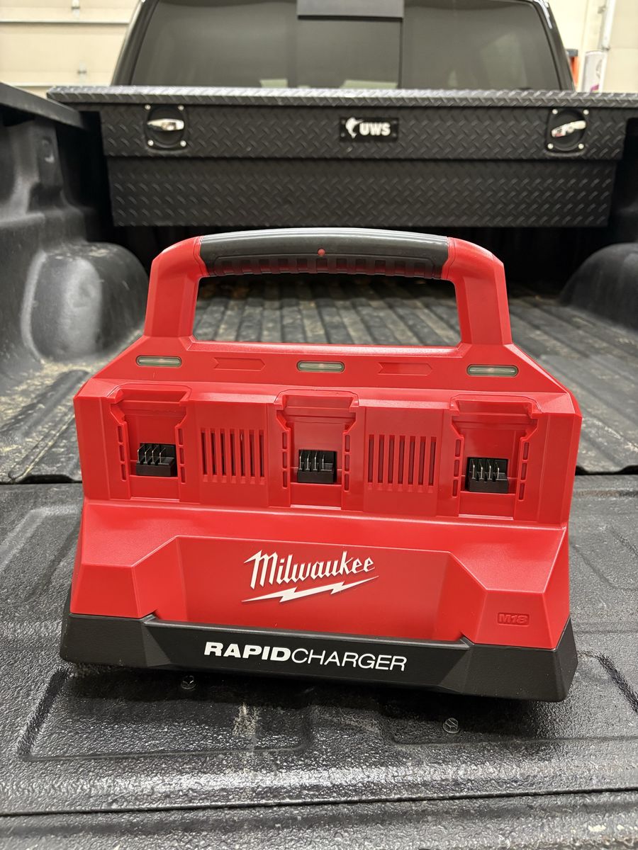 Milwaukee M18 Rapid Charger for Packout