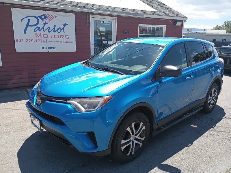 2018 Toyota RAV4 LE