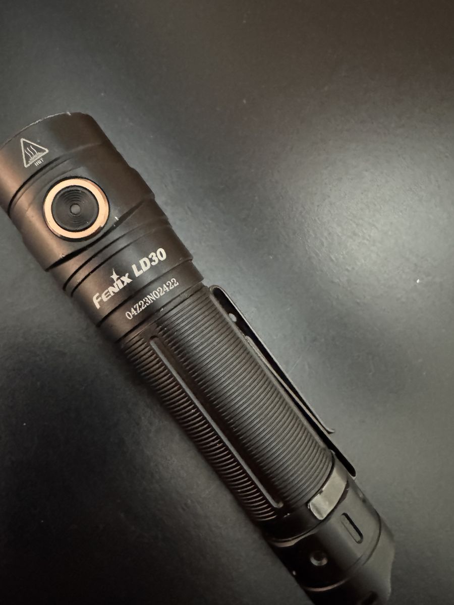 Fenix LD30 Compact 1600 Lumen Tactical EDC Flashlight with Clip