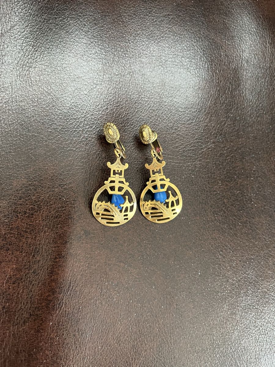 Decorative Gold Colored Earrings - Vintage