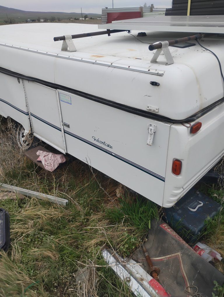 Westlake Pop-Up Camper Travel Trailer