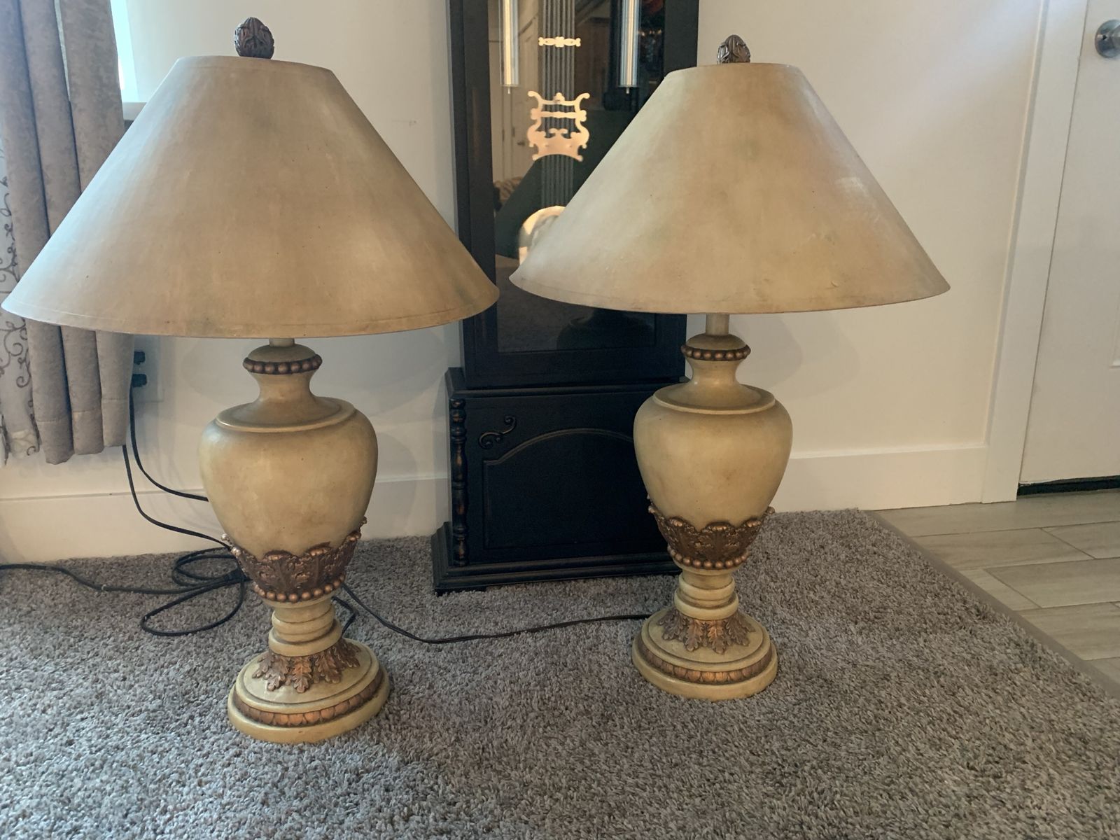 2000s Vintage Ornate Style Lamps