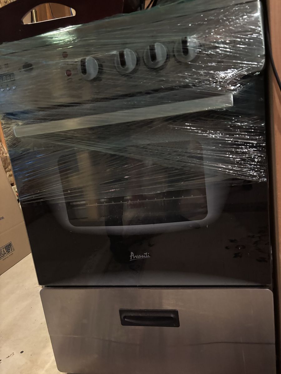 Avanti 24” Electric Range – Gray