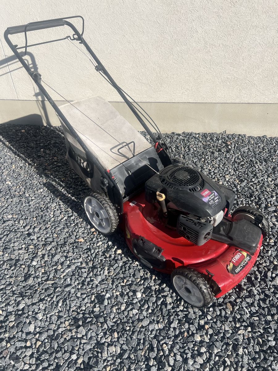 Self Propelled Toro Lawn Mower