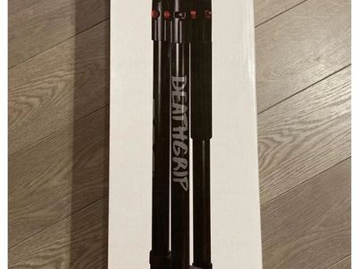 Bog death grip tripod