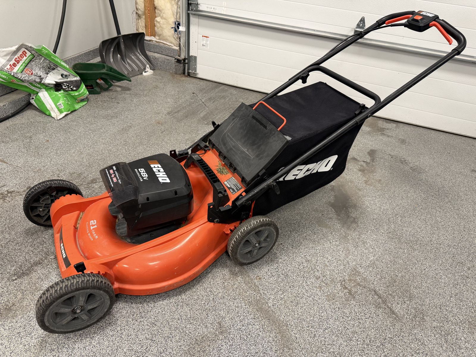 ECHO 58V 21 in. Battery Lawn Mower.  NO BATTERY