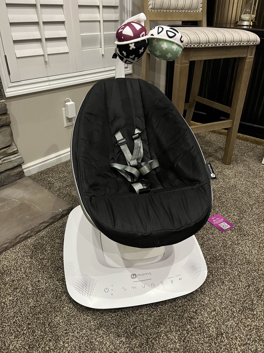 4 Moms Mommaroo Multi Motion Swing