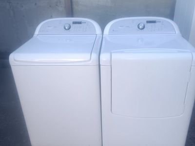 Whirlpool washer Whirlpool electric dryer