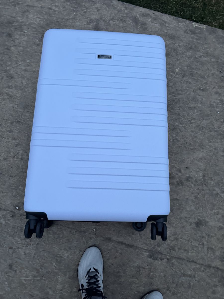 American Dreamliner 30in large suitcase