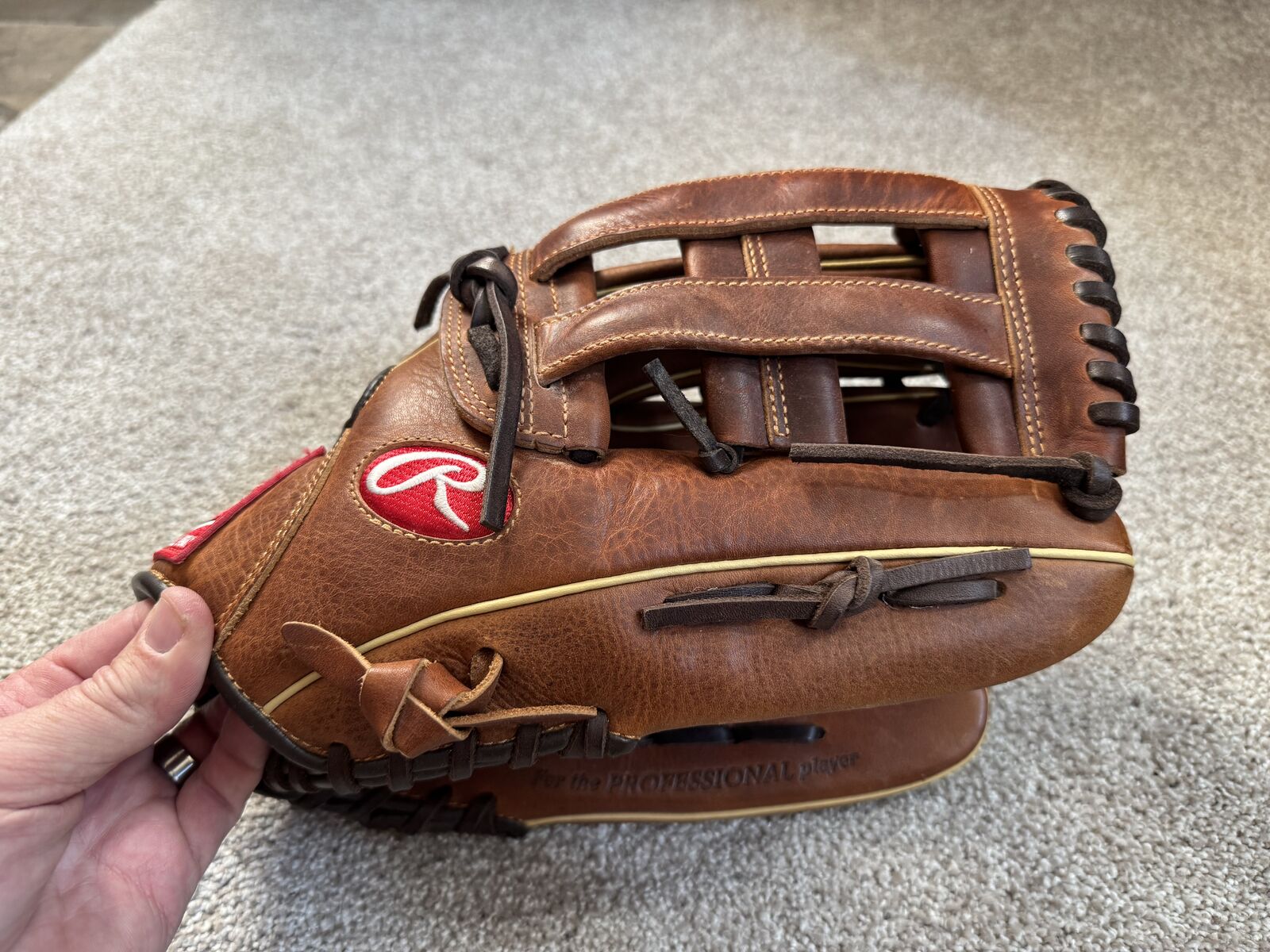 Rawlings Heritage Series Baseball Glove – Pro Design, Excellent Condition