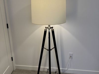 Ethan Allen Tripod Floor Lamp