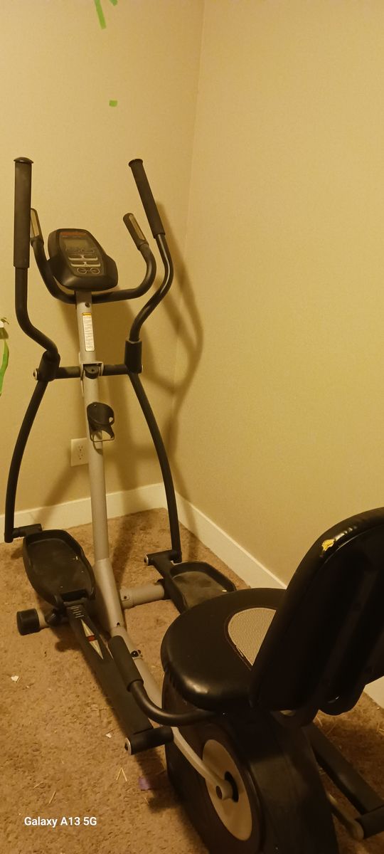Proform Hybrid Trainer Bike/Elliptical Nice!