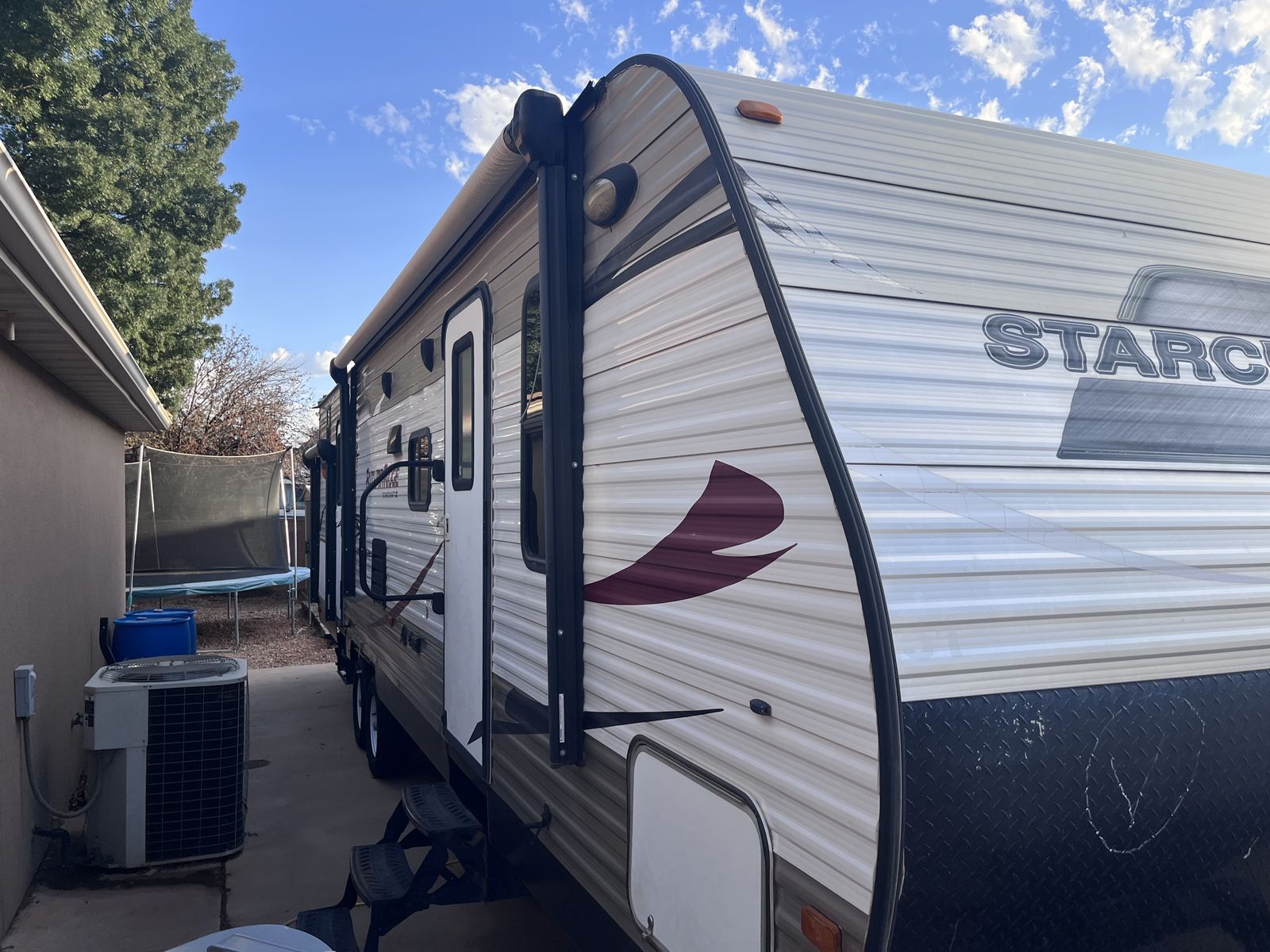 2015 Starcraft Autumn Ridge 329BHU Travel Trailer ***RESTORED TITLE***$8000