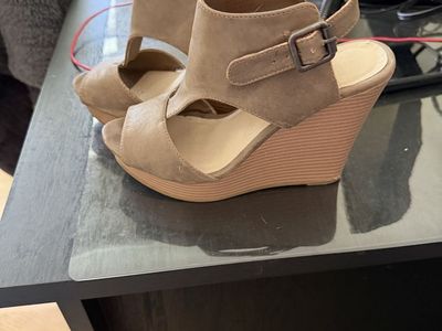 High heal sandals