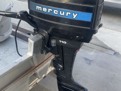 Mercury 9.8 boat motor outboard