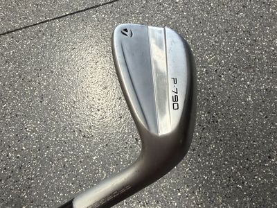 Taylormade P790 Approach Wedge (50 degree)
