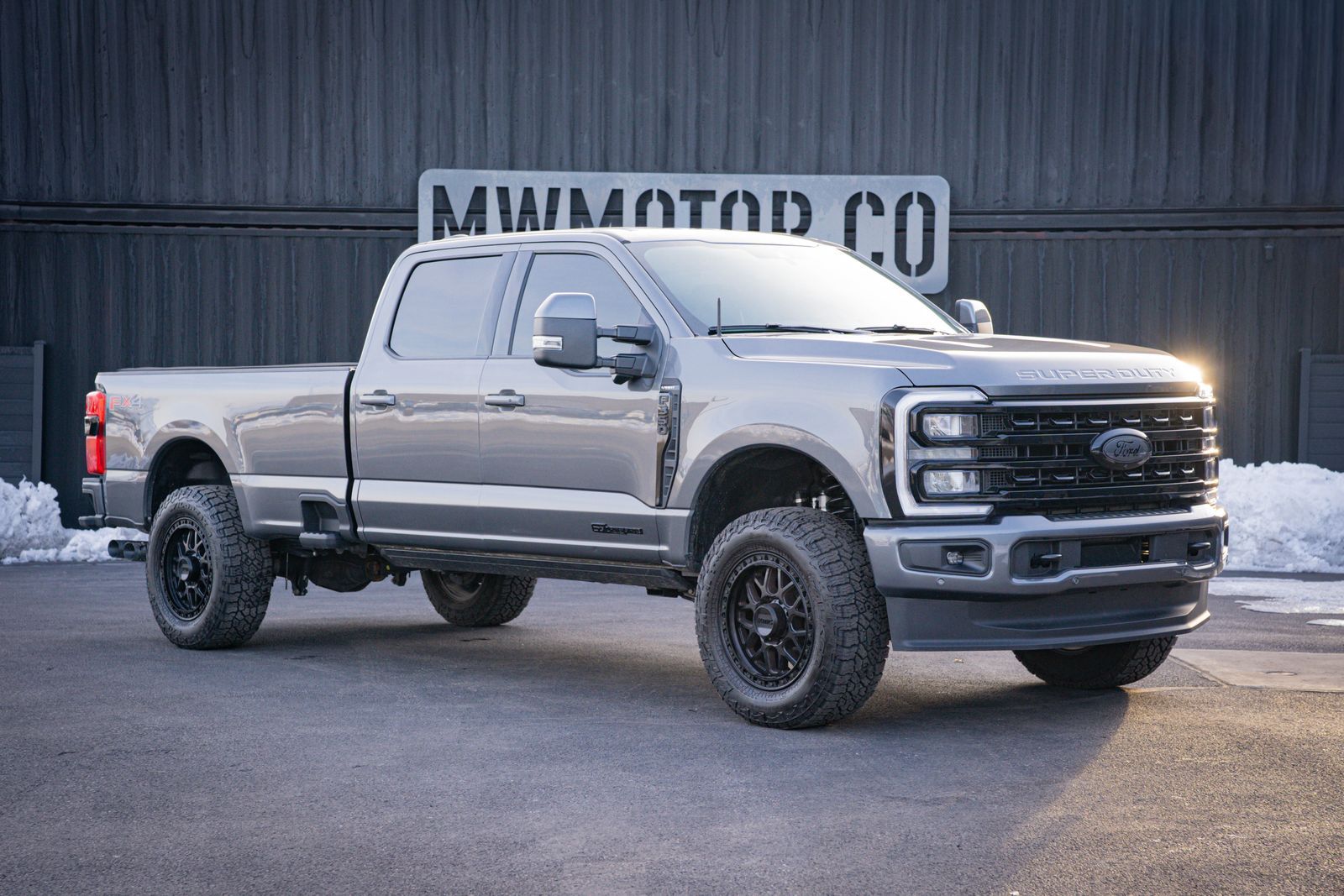 2025 Ford F-350 Super Duty Lariat