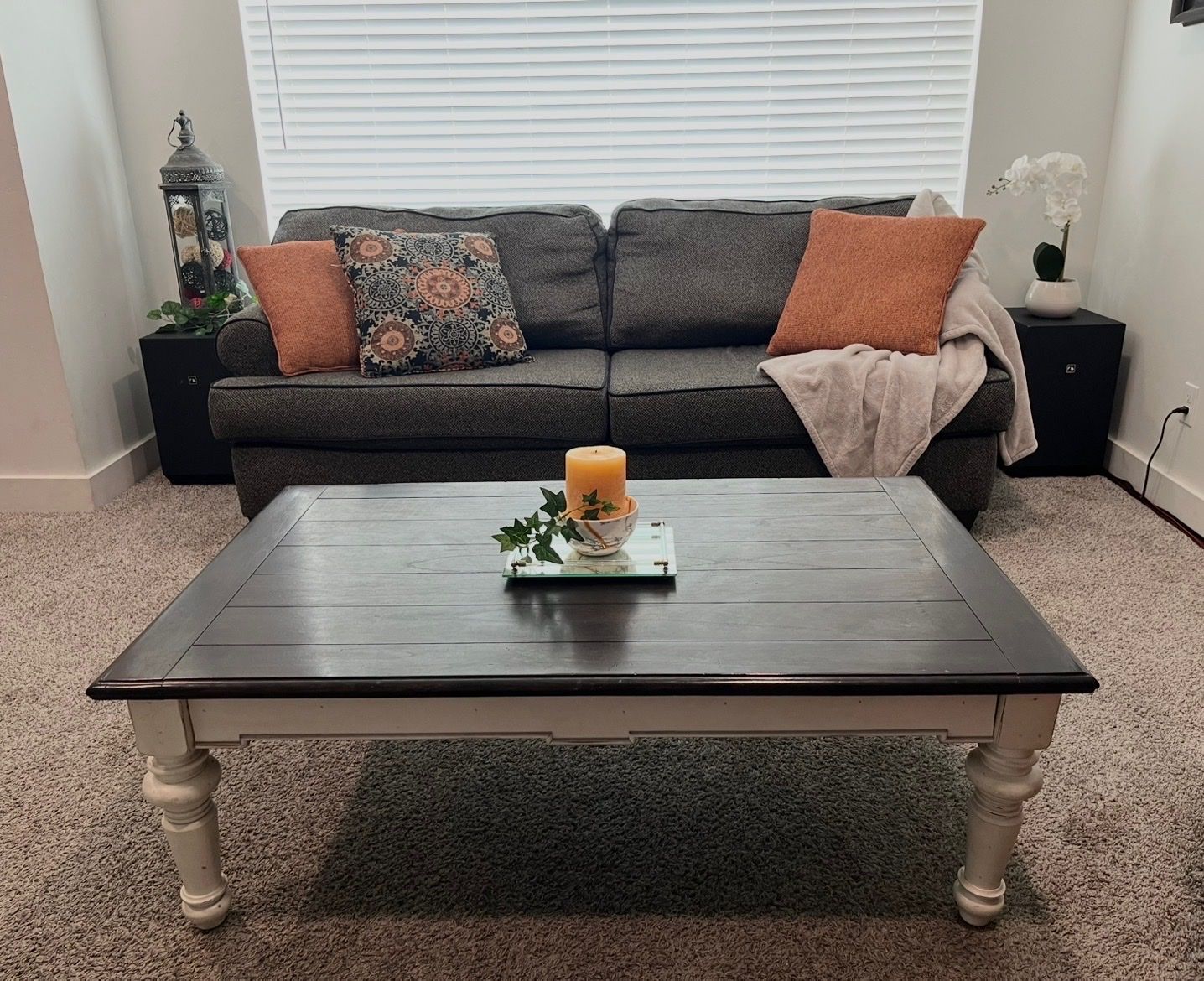 Rustic Two-Tone Farmhouse Coffee Table – Planked Top with Turned Legs