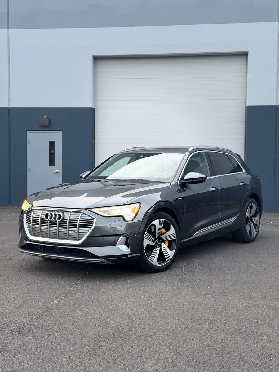 2019 Audi e-tron SUV quattro Prestige