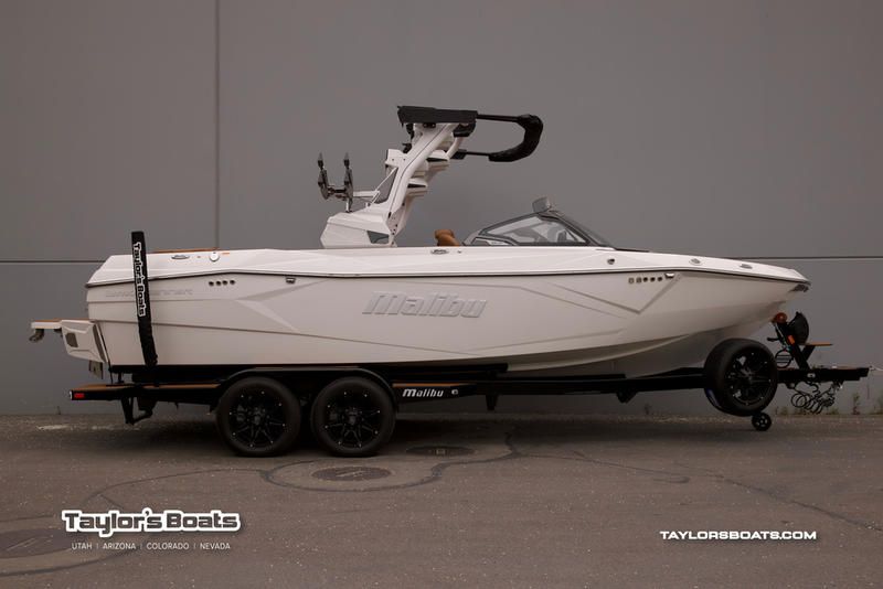 2026 Malibu 23 LSV Boats