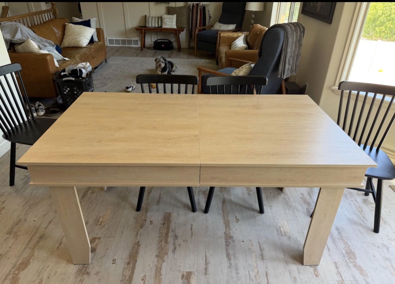 Brand new table w/built in leaf
