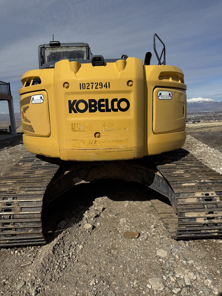 2014 Kobelco Excavator sk230sr