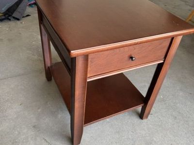 Basset Solid Wood End Table