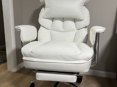 HJ C-6002 High Back Reclining Executive Office Chair with Footrest White