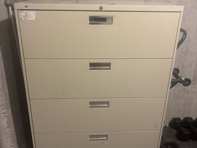 HON 4-Drawer Beige Metal Lateral Filing Cabinet with Keys