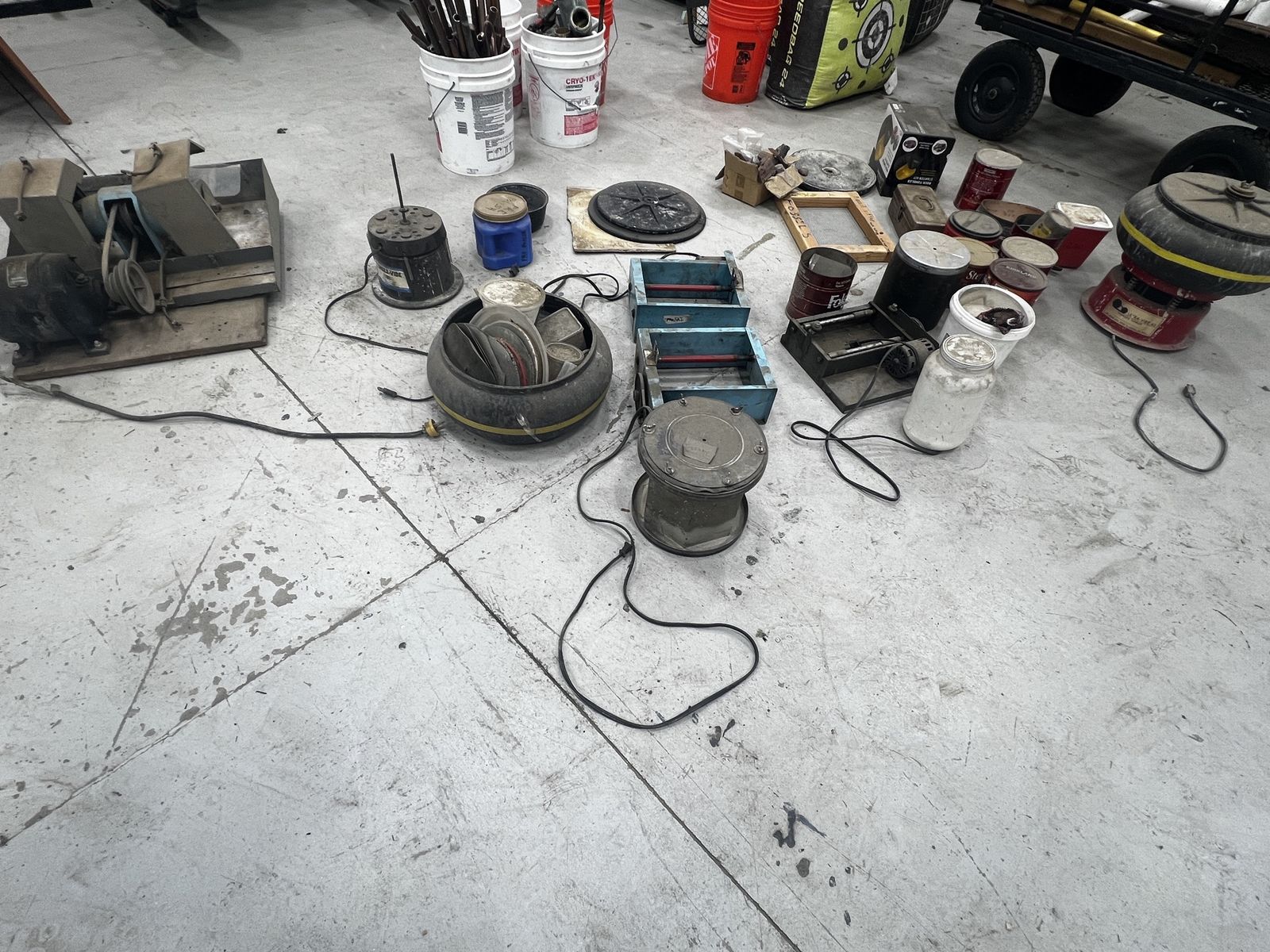 Main image 5