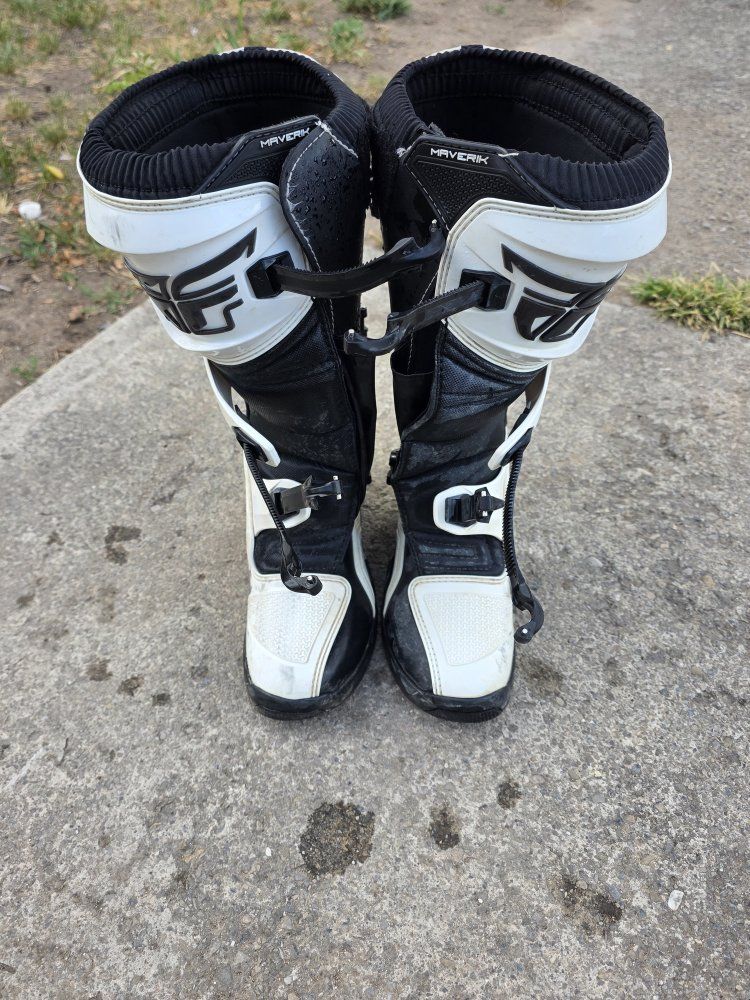 fly Maverick dirt bike boots