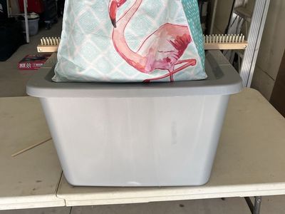 Miscellaneous yarn/craft items