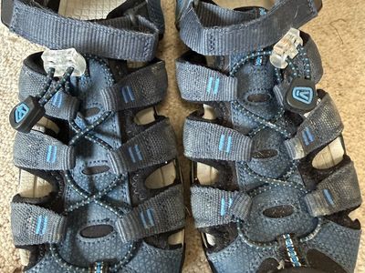 Keen Newport H2 Youth Sandals - Blue/Black, Size 5- Water Shoes, Hiking, Outdoor Adventures