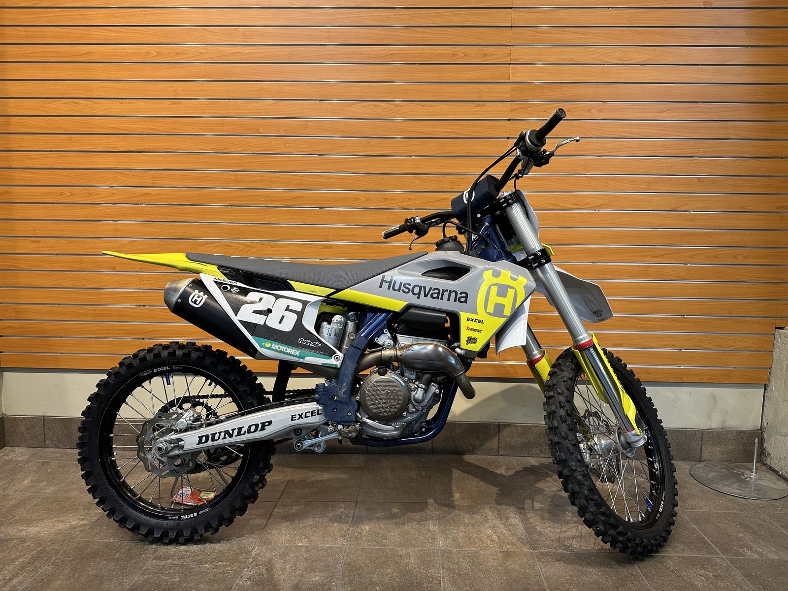 2024 Husqvarna FC 250 White - UQ24786