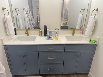 Lone Peak Plumbing | Kitchen & Bathroom Remodels | Basement Finishes | Fixture Installation | Gas Lines | Plumbing Upgrades