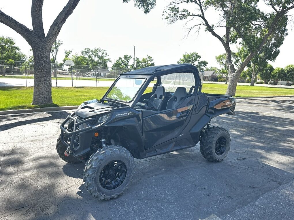 2023 Can-Am Commander XT 700