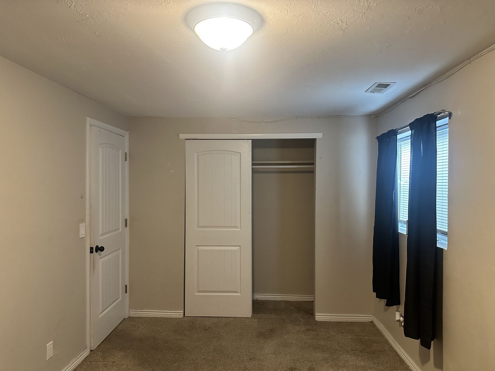 Room For Rent - Female Only