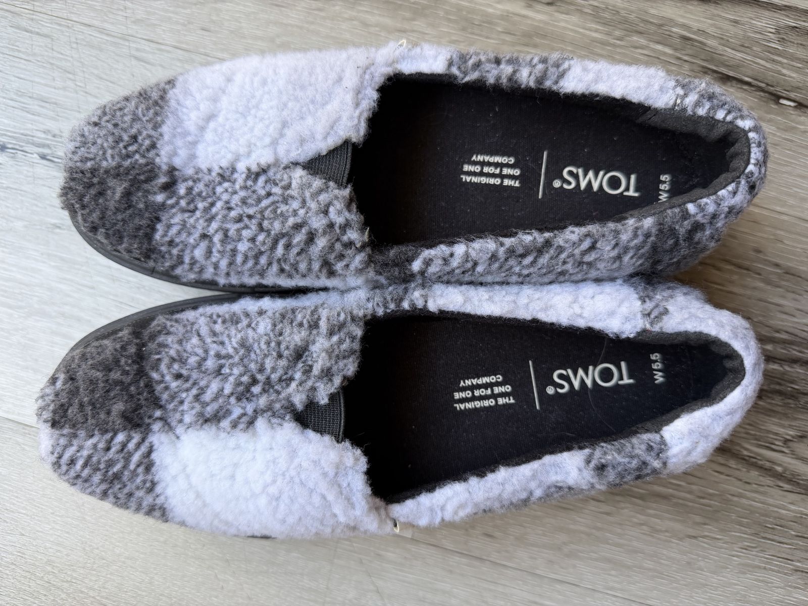 TOMS Women's W5.5
