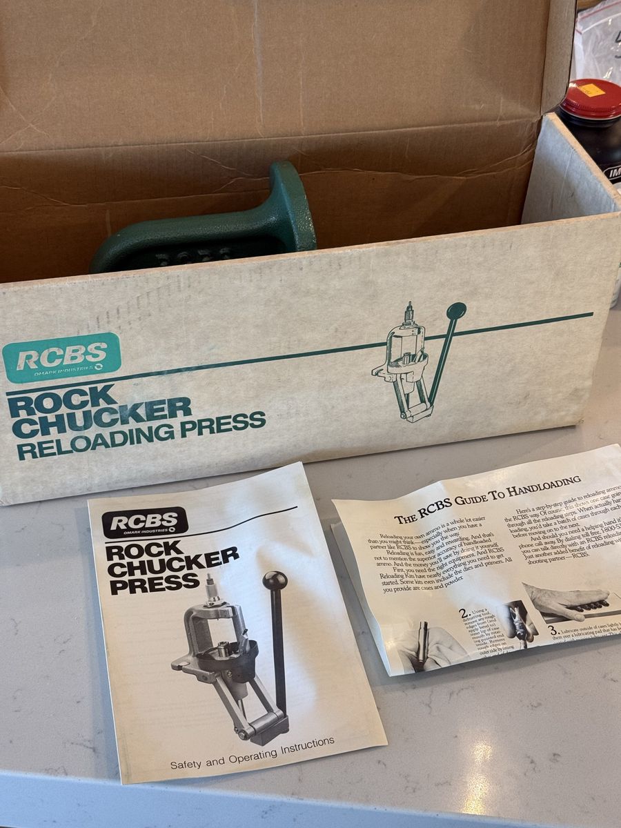 Huge RCBS Reloading Kit + Primers