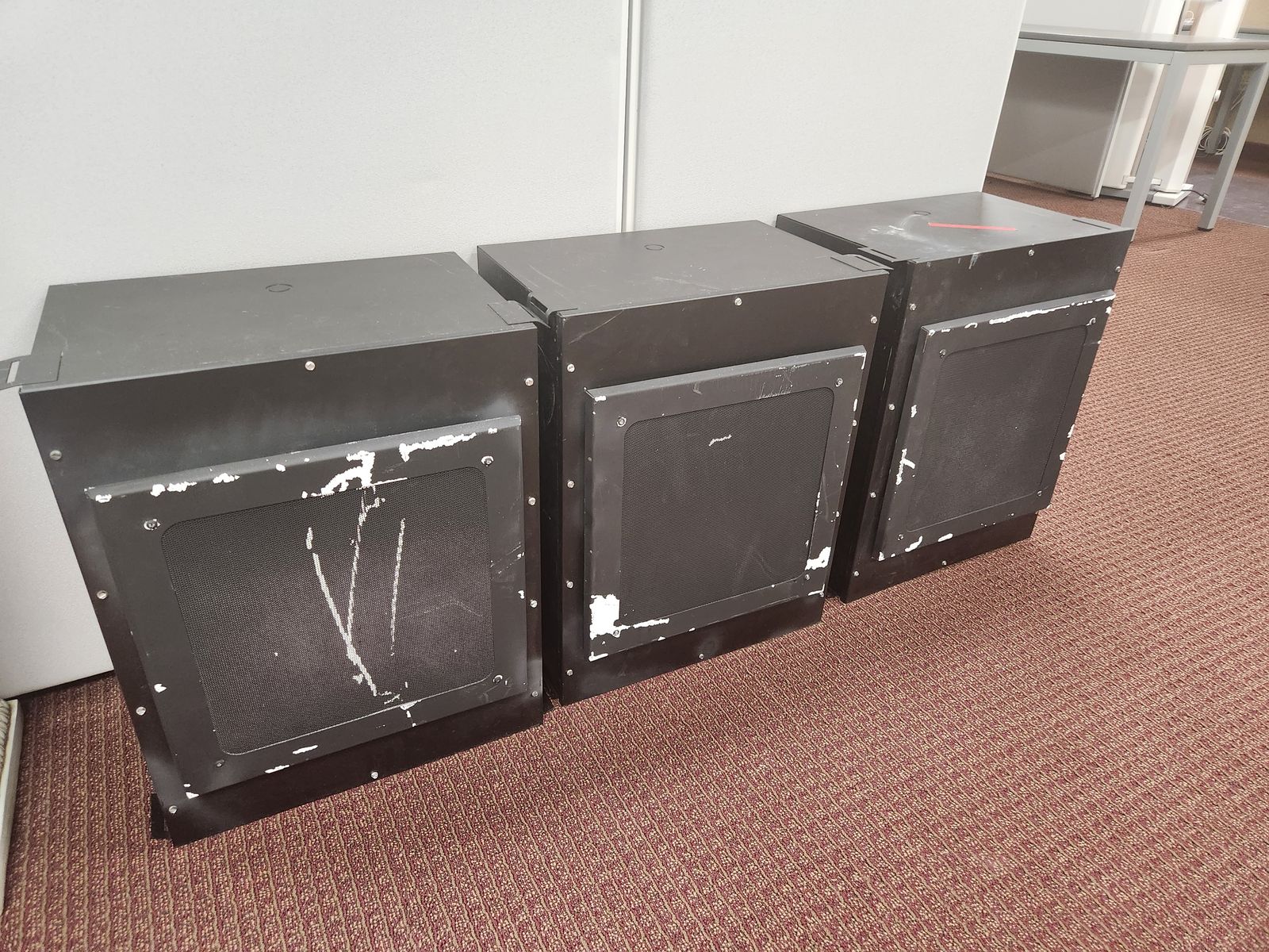 3 Speakers