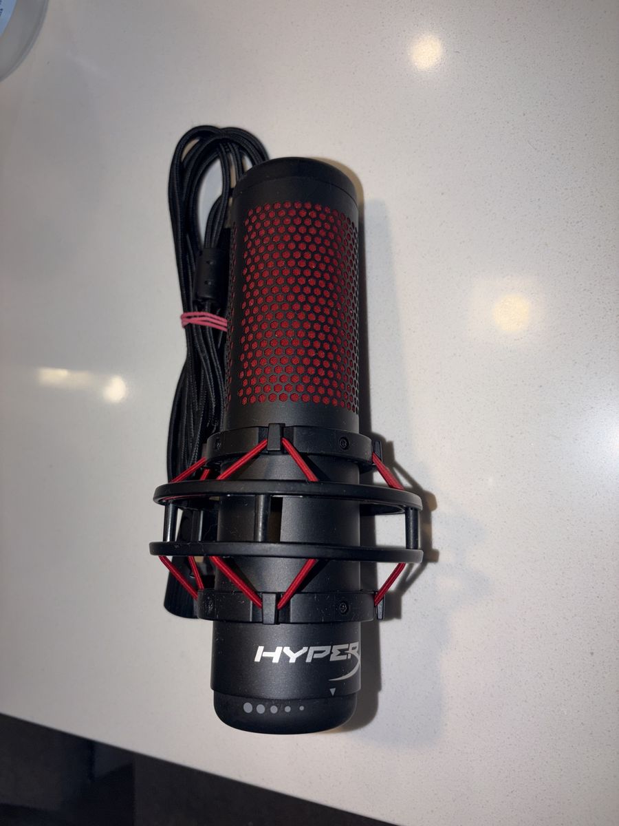 Hyper X Quadcast microphone for gaming/streaming/podcasts