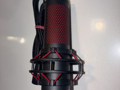 Hyper X Quadcast microphone for gaming/streaming/podcasts