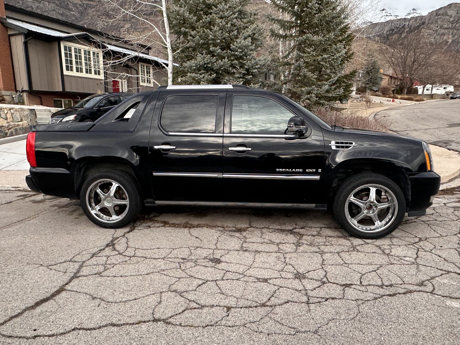 2008 Cadillac Escalade EXT Premium