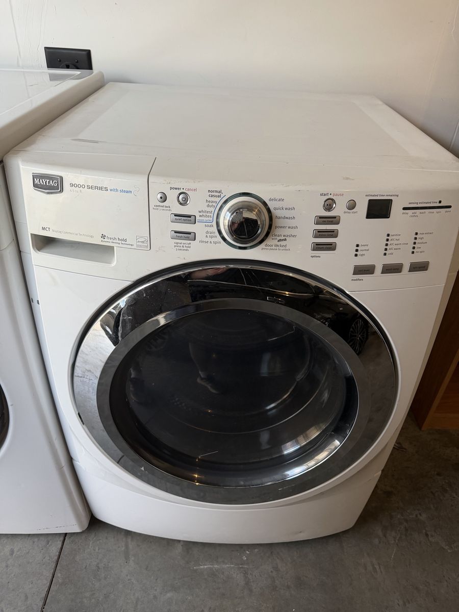 Maytag 9000 Series Front Load Washer with Steam White Used
