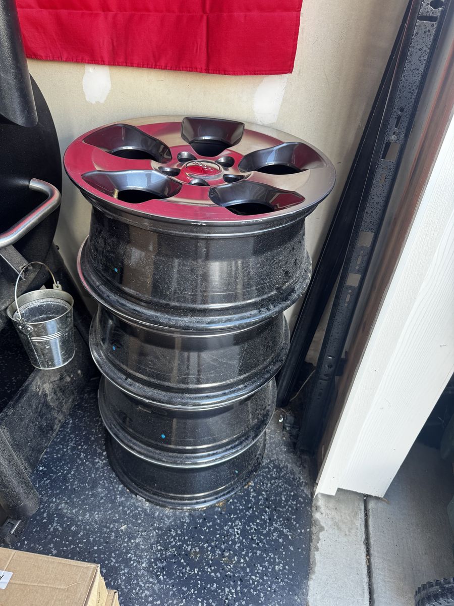 Jeep Wrangler rims