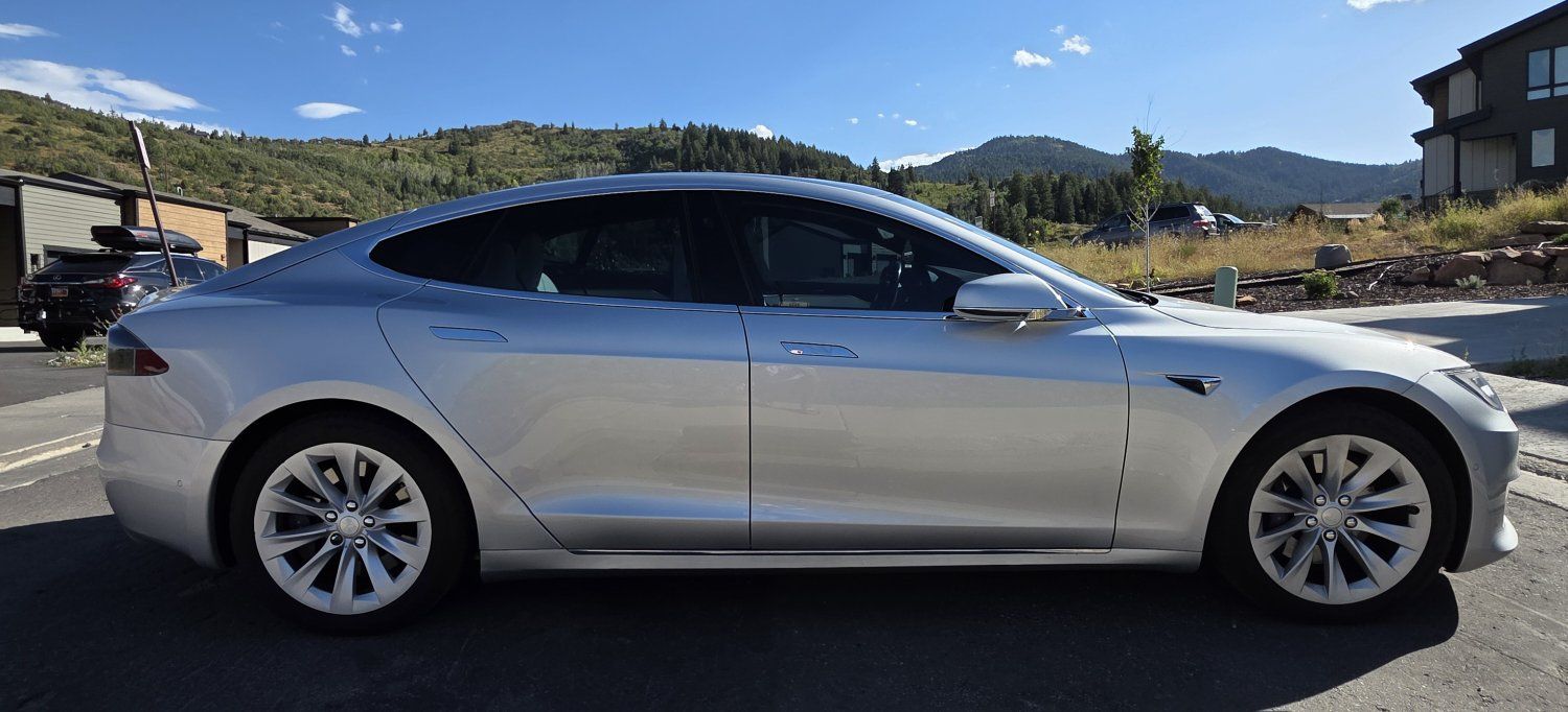2018 Tesla Model S 75D