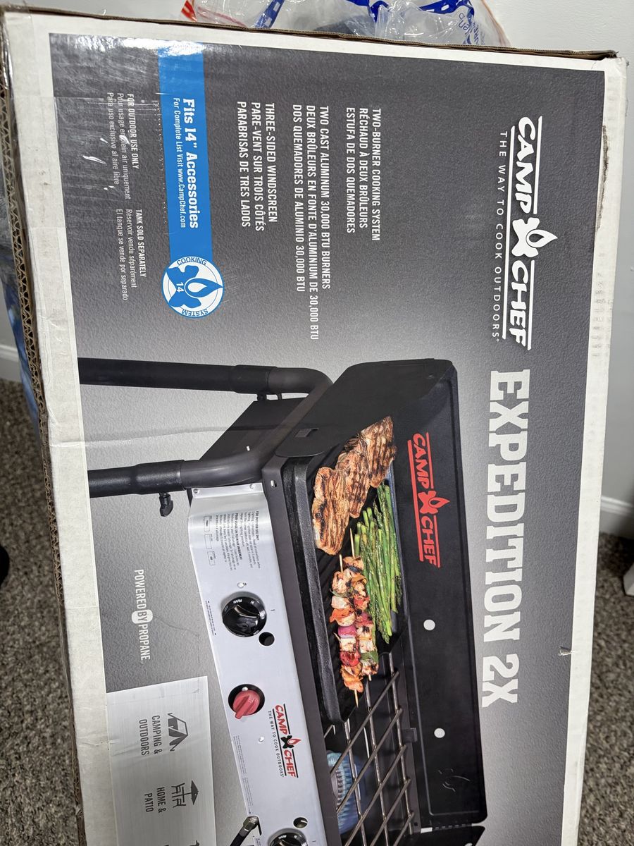 Neewwwww!!!!!! Camp Chef Expedition 2X Two-Burner Propane Outdoor Cooking System (60,000 BTU)