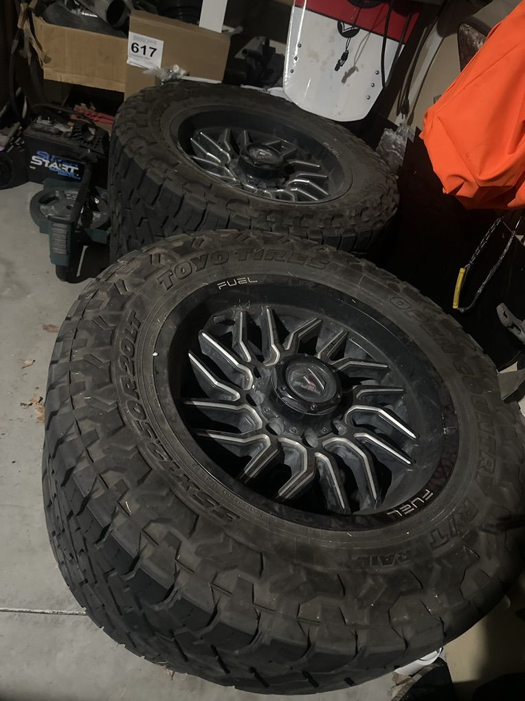 35 Toyo Tires W/ 20 Fuel Rims